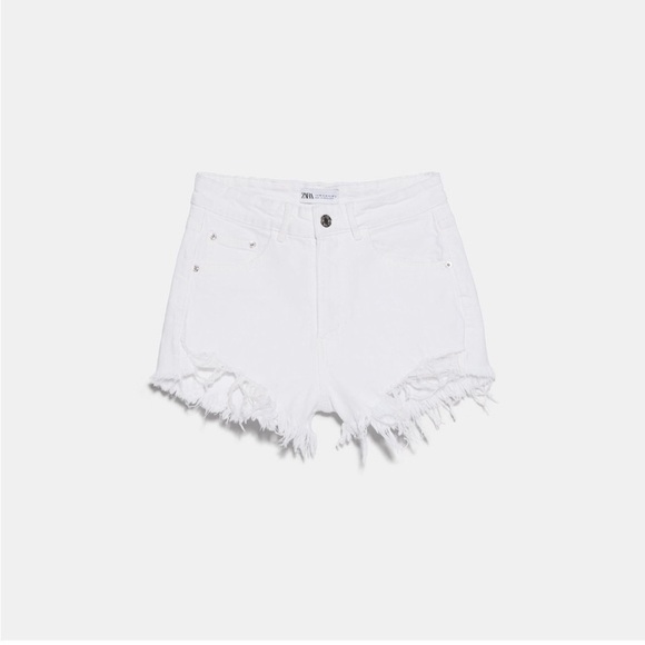Zara high waisted distressed white zara shorts size 6 - Picture 5 of 8